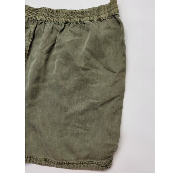 Treasure & Bond Elastic Pigment Washed Olive Lyocell Shorts Size Large - Picture 6 of 6